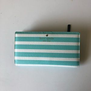 Kate Spade Wallet 💕